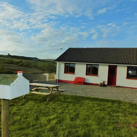The Cosy Farm Cottage, Donegal