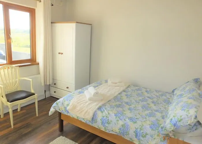 بيت للعطل The Cosy Farm Cottage, Donegal Inver